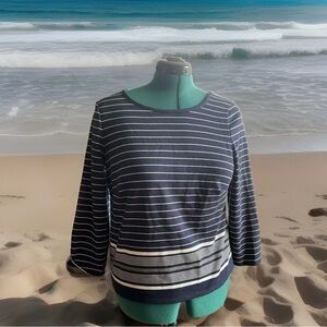 Max Studio Sweater Size Large Blue White Pullover Long 3/4 Sleeves